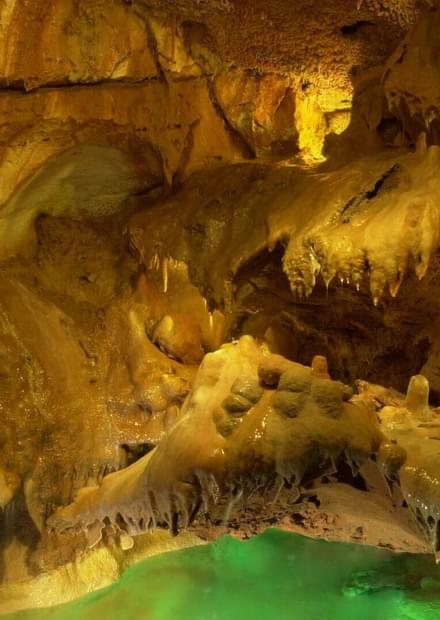 Grutas da Moeda Caves