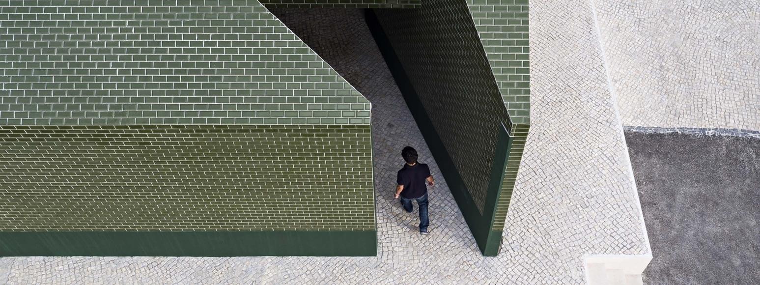 Where Is The Toilet, Please? / M2.senos