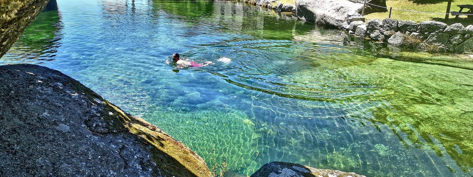 Loriga river beach