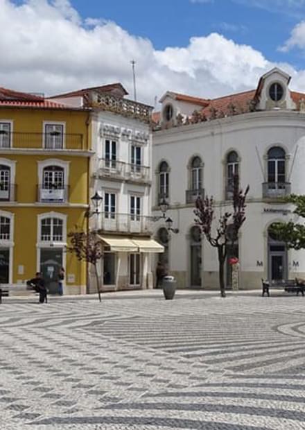 Rodrigues Lobo-Platz