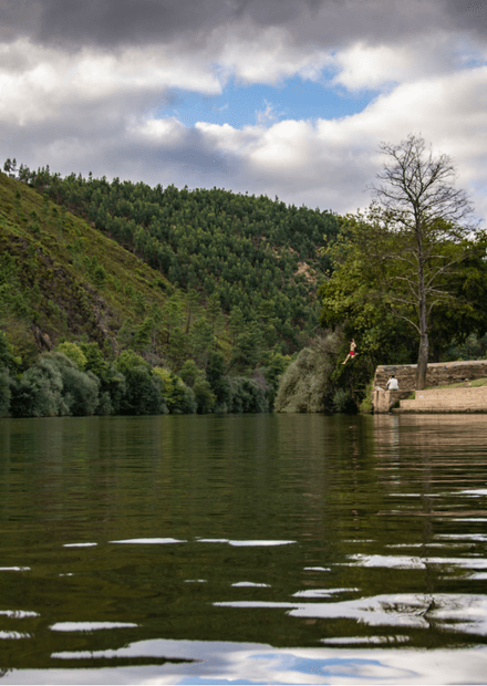 Aldeias do Xisto à beira do rio Zêzere